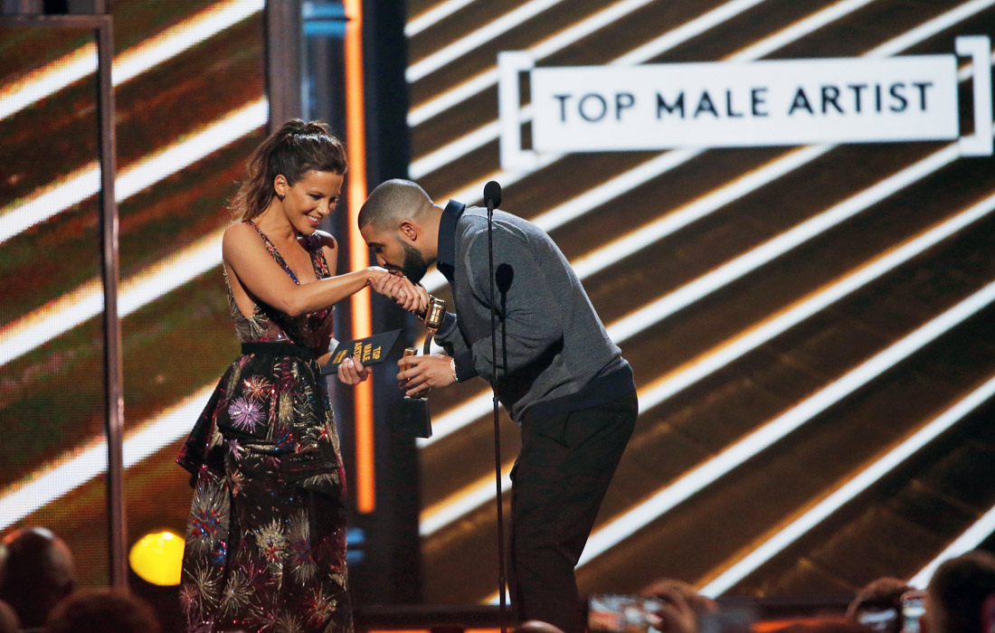   Billboard Music Awards  Drake       