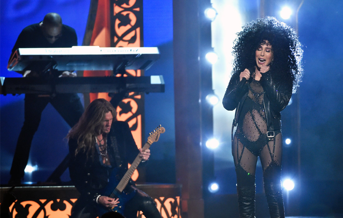 Выступление Шер на церемонии вручения премии Billboard Music Awards