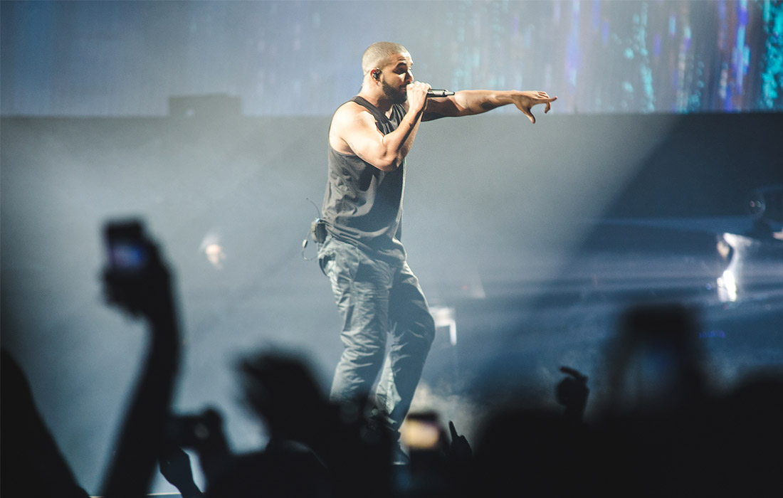 Канадский исполнитель Дрейк - $94 млн