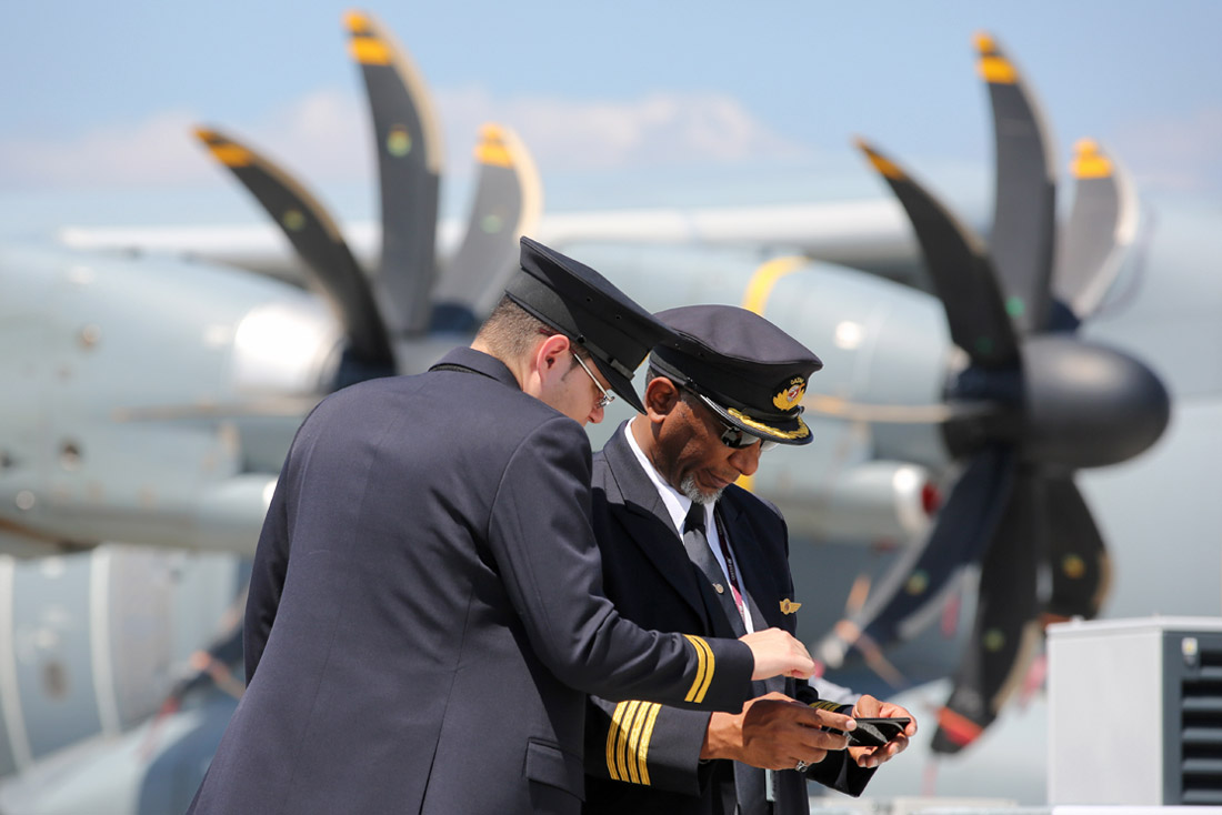     -  Airbus A400M,    Airbus Military