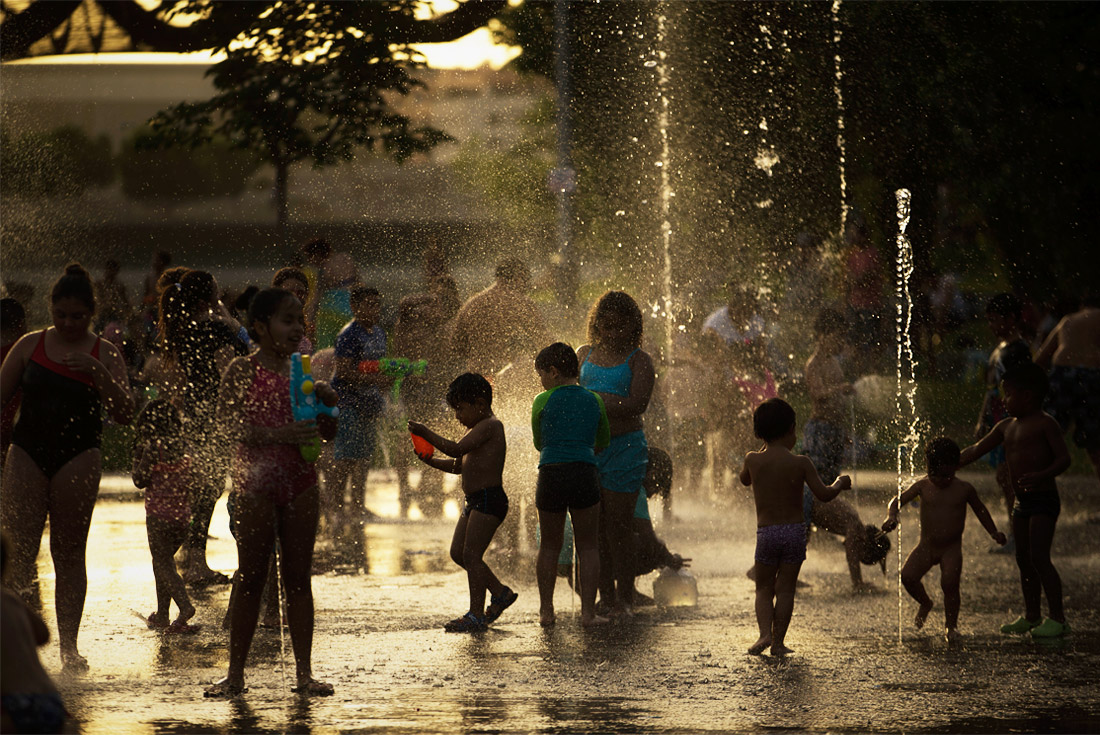 В Испании объявлен самый высокий уровень опасности из-за наступившей жары. В шести провинциях страны ожидается абсолютный температурный рекорд - 46,9 градуса.
