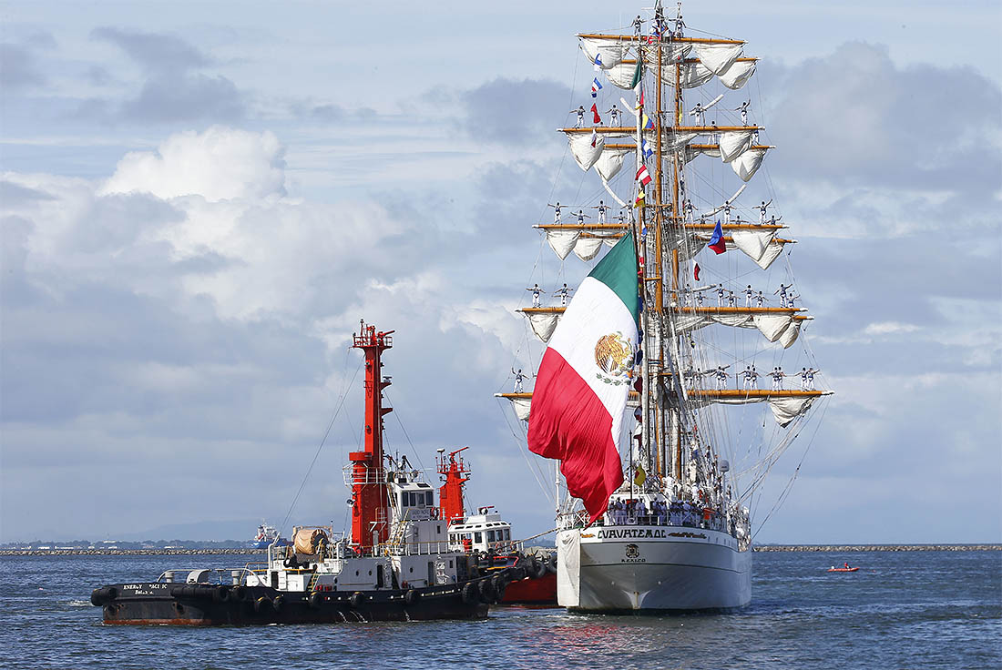 Учебный парусник ВМС Мексики ARM Cuauhtemoc прибыл с дружественным визитом в Манилу