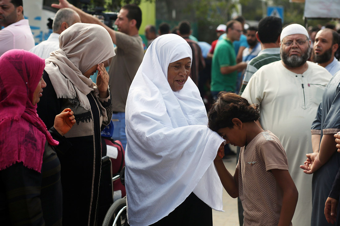 Мусульмане со всего мира отправляются в Мекку для совершения хаджа. Число паломников из России в этом году достигнет 23,5 тысяч.