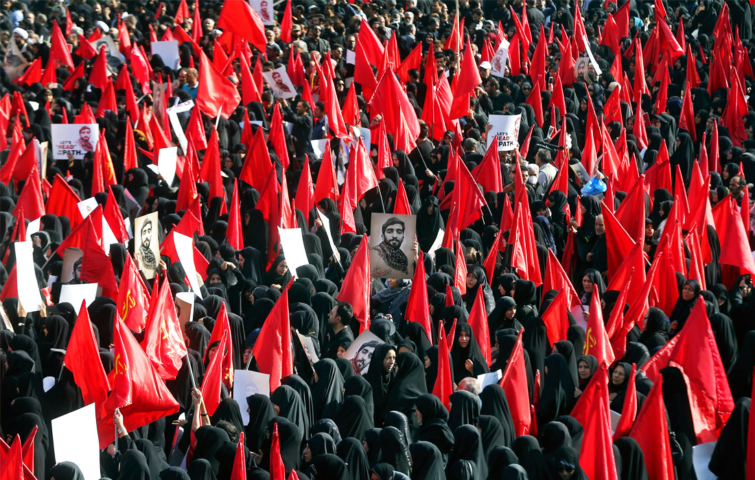 В Тегеране прошла церемония прощания с иранским военнослужащим Мохсеном Ходжаджи, казненным боевиками ИГ (запрещена в России) в начале августа в Сирии
