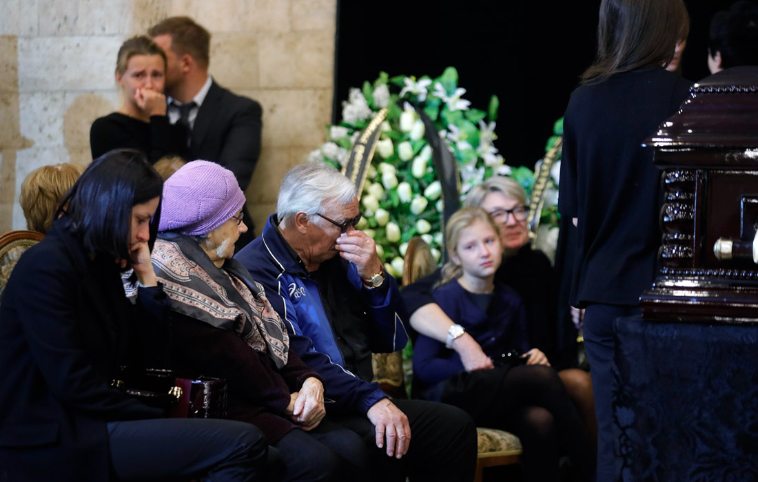 Во время прощания с артистом