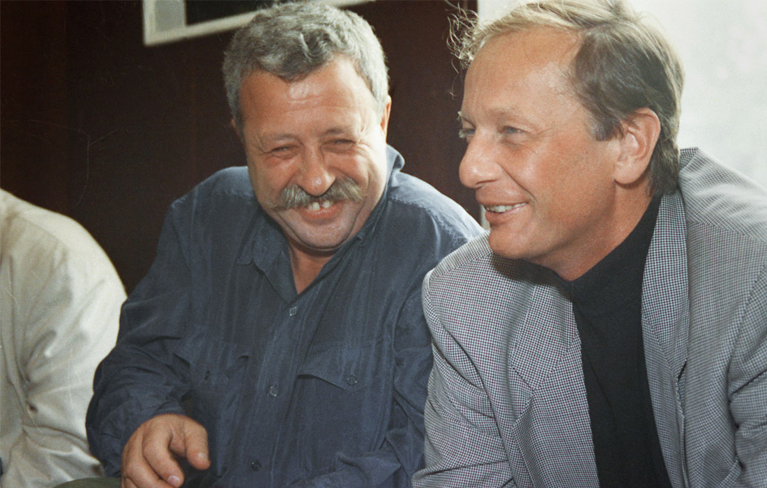 Телеведущий Леонид Якубович и Михаил Задорнов. 1993 год.