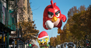 Парад Macy's в честь Дня благодарения в Нью-Йорке