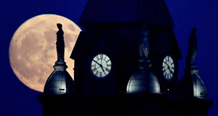 Суперлуние