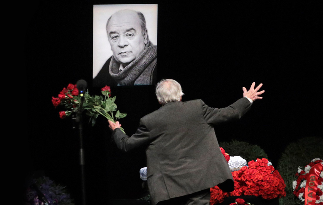 Во время церемонии прощания с актером Леонидом Броневым