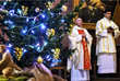 Во время Рождественской мессы в кафедральном соборе Преображения Господня в Новосибирске