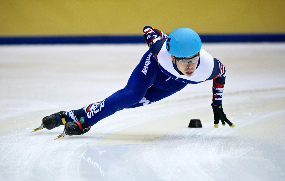 Шорт-трекист Семен Елистратов в составе эстафетной команды выиграл золото сочинской Олимпиады-2014, в 2015 году стал победителем ЧМ на дистанции 1500 м, с 2013 по 2017 годы выиграл девять золотых медалей чемпионатов Европы в различных дисциплинах