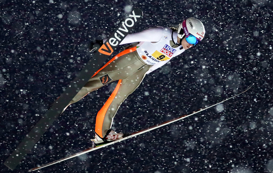 Ирина Аввакумова выигрывала этап Кубка мира (сезон-2013/14) по прыжкам с трамплина