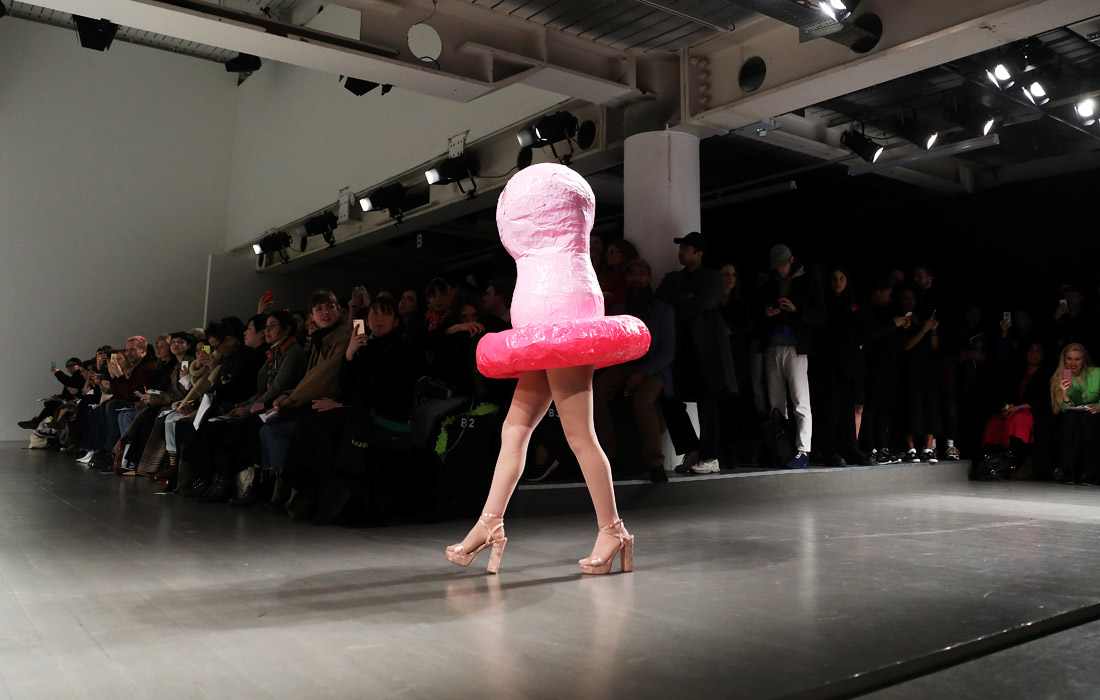 Во время шоу Central Saint Martins