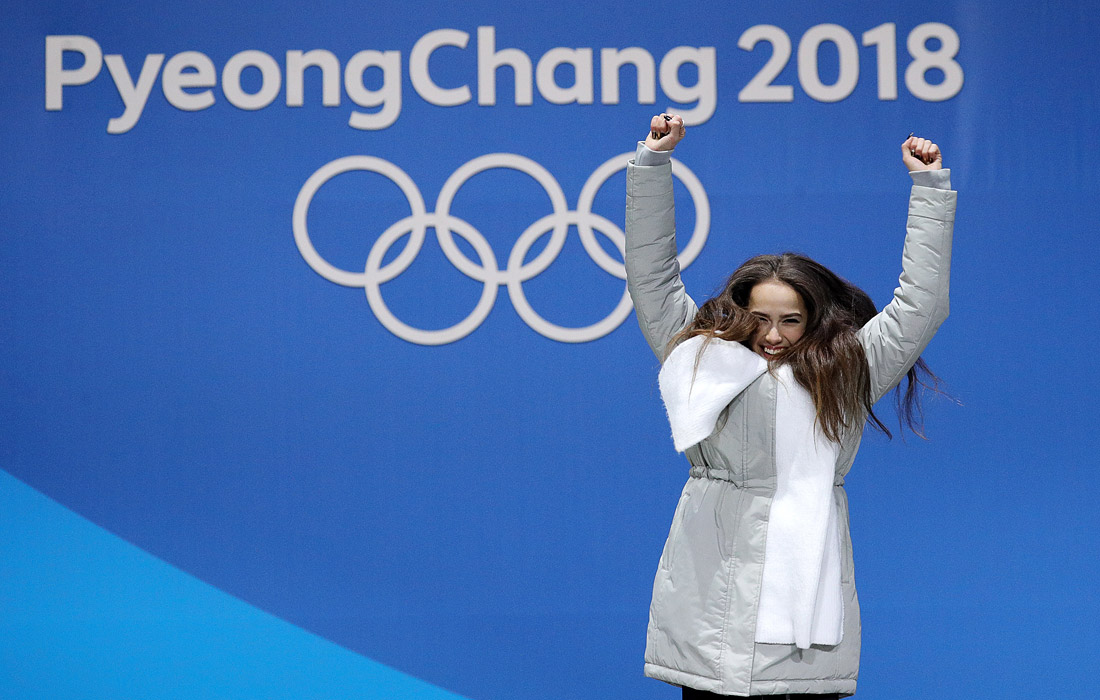 Золото фигуристки Алины Загитовой стало первым для россиян на Играх-2018, соревнования в одиночном катании действующая чемпионка Европы выиграла с мировым рекордом