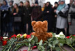 Акция в память о погибших при пожаре в кемеровском торговом центре "Зимняя Вишня" в Екатеринбурге