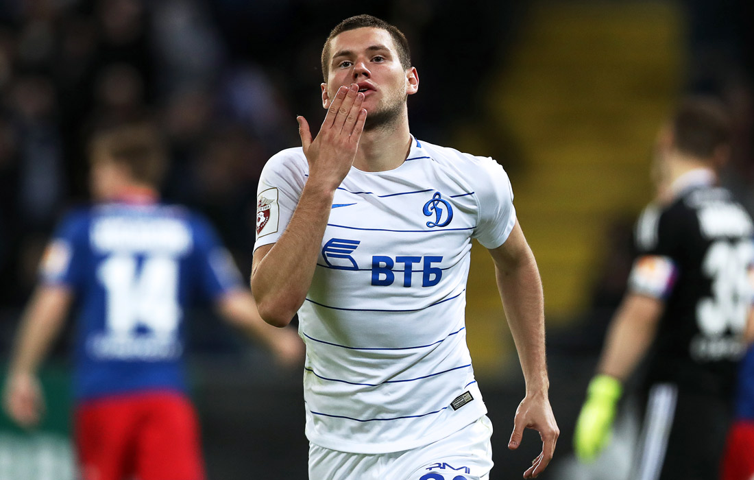 Полузащитник Александр Ташаев ("Динамо" Москва)