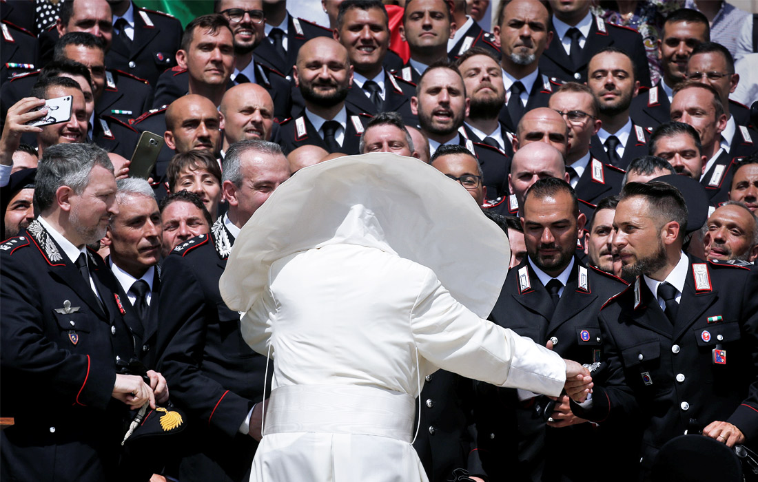 На площади Святого Петра в Ватикане состоялась традиционная общая аудиенция Папы Римского