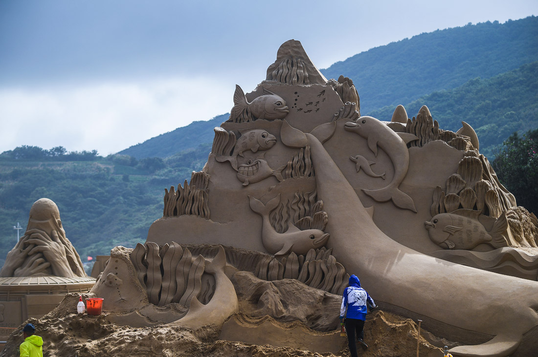 Международный фестиваль песчаных скульптур проходит в китайском Чжоушане