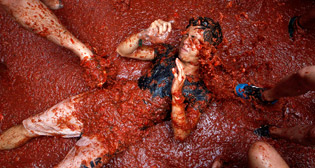 "Томатная битва" в Испании