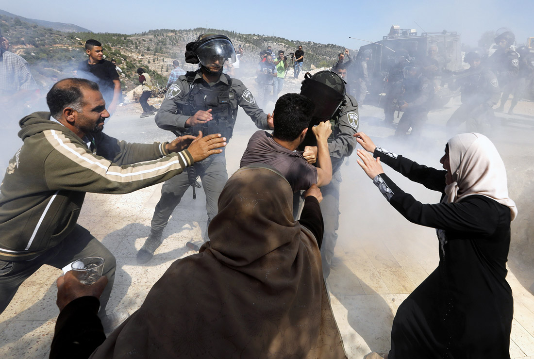 Снос четырех палестинских домов в деревне Валаджа на Западном берегу реки Иордан привел к столкновениям с израильскими военными
