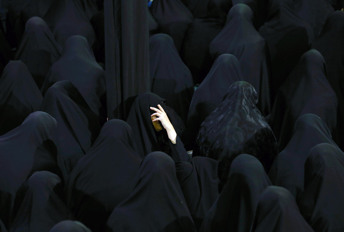 День поминовения шиитских мучеников в Тегеране. Иран.