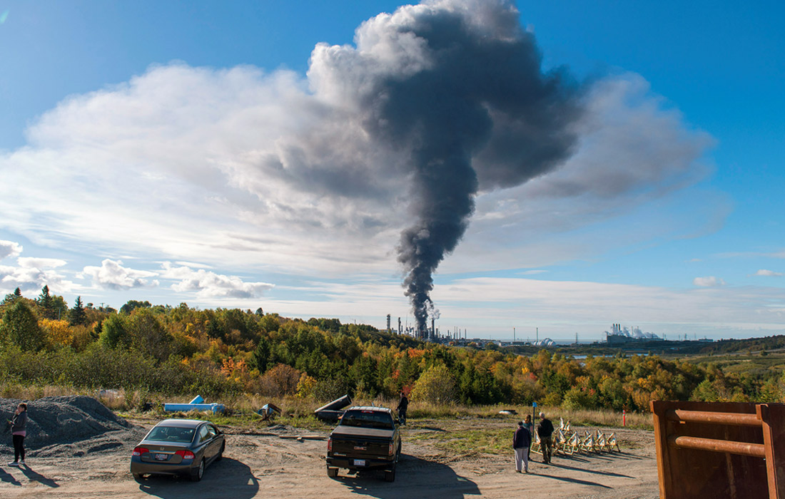 На крупнейшем НПЗ Канады в городе Сент-Джоне произошел взрыв. Нефтеперерабатывающее предприятие с 1 октября закрыто на плановый техосмотр.