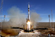 Запуск ракеты-носителя "Союз-ФГ" с кораблем "Союз МС-10" на Байконуре