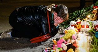 Акции в память о погибших в Керчи