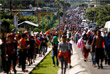 Беженцы вышли из Гондураса и двигаются через Гватемалу, намереваясь попасть в США с территории Мексики