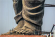 Статуя Пателя на 23 метра выше установленной в Китае Чжунъюаньской статуи Будды, которая до этого момента считалась самой высокой статуей на Земле, и почти в два раза выше Статуи Свободы в Нью-Йорке