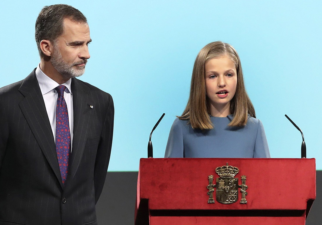 Испанская принцесса Леонор впервые выступила с официальной речью в день своего 13-летия