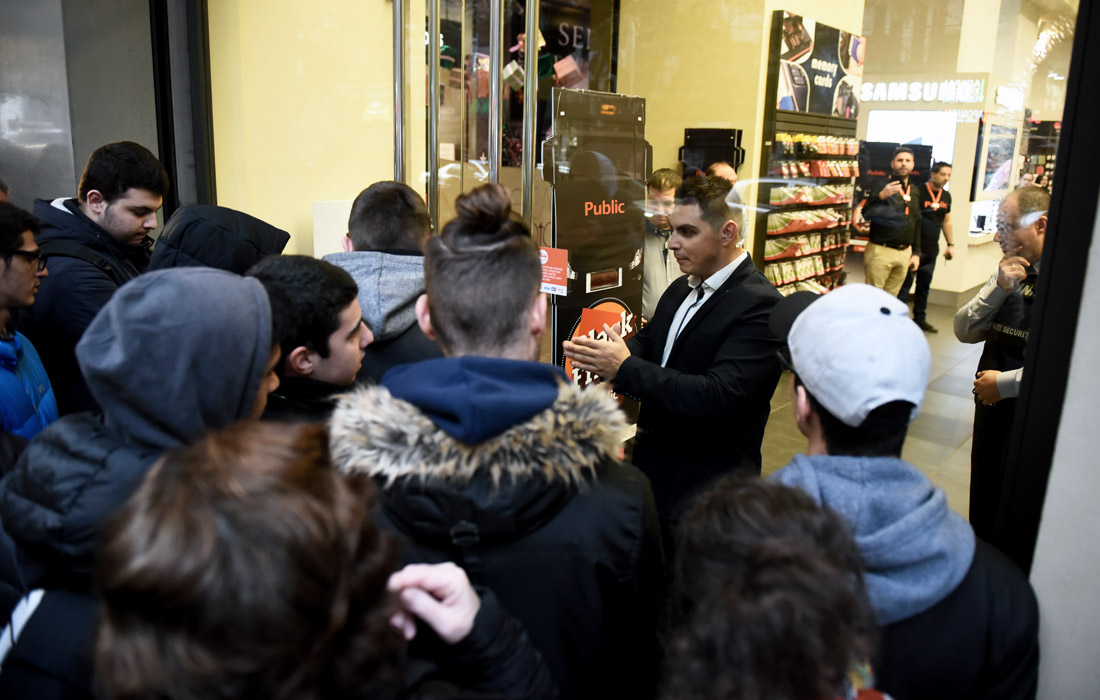 Ежегодная распродажа в Салониках, Греция