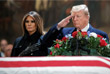 Церемонию прощания посетили президент США Дональд Трамп с женой Меланией