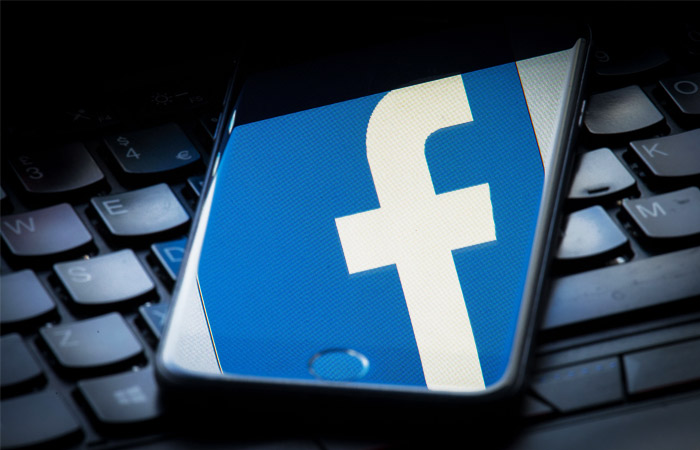 Facebook усилит контроль над политической рекламой к выборам на Украине