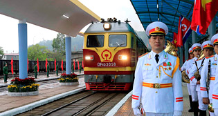 Прибытие Ким Чен Ына на саммит США - КНДР