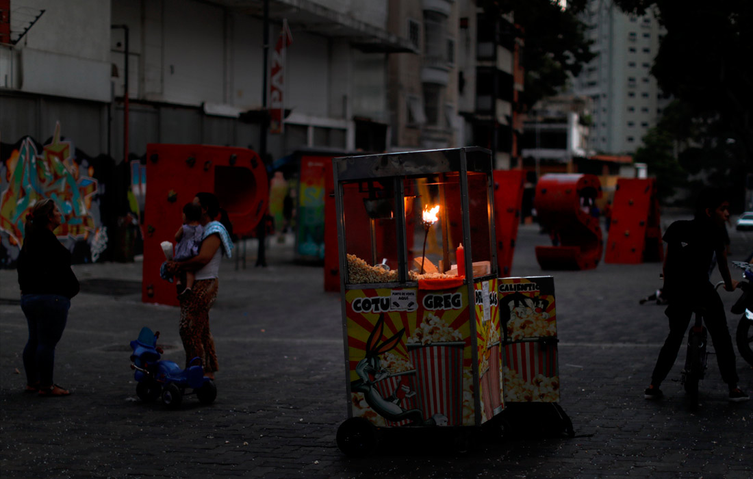 11 марта в стране объявлен выходным днем
