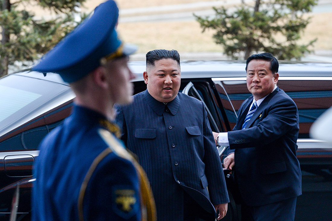 Ким Чен Ын впервые посещает Россию