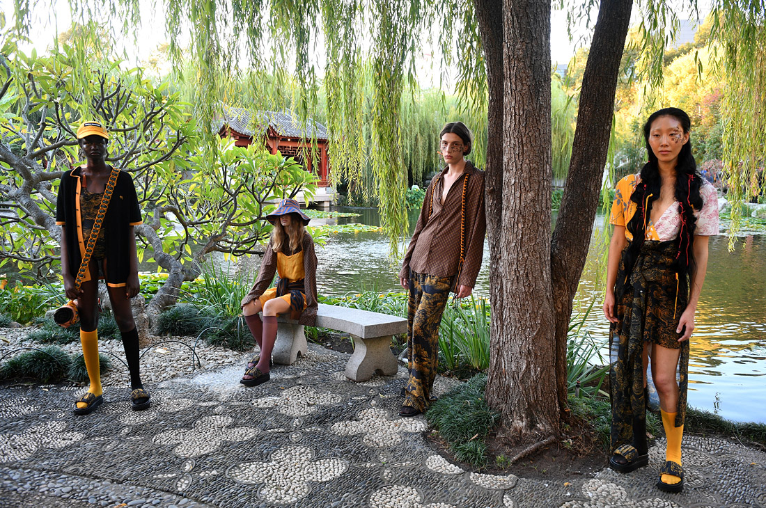 Показ коллекции Double Rainbouu на Mercedes-Benz Fashion Week в Сиднее