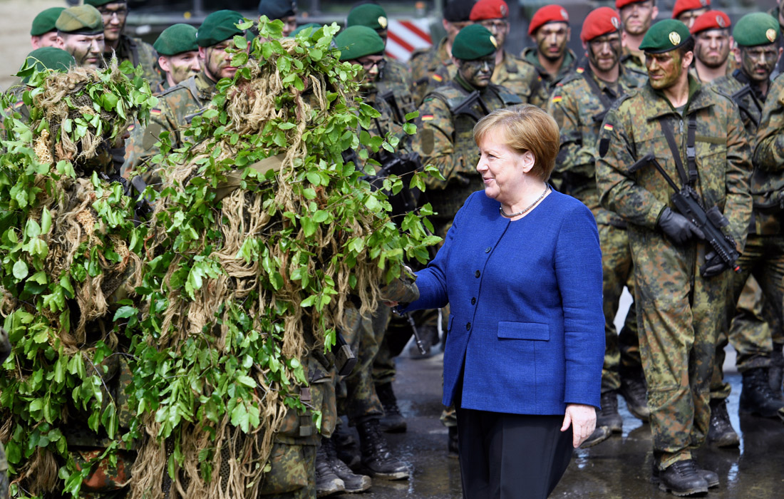Канцлер Германии Ангела Меркель посетила учения Объединенной оперативной группы повышенной готовности сил НАТО в Мюнстере