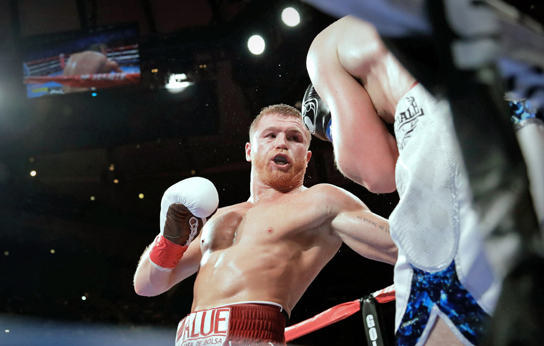 Боксер Канело Альварес - $94 млн