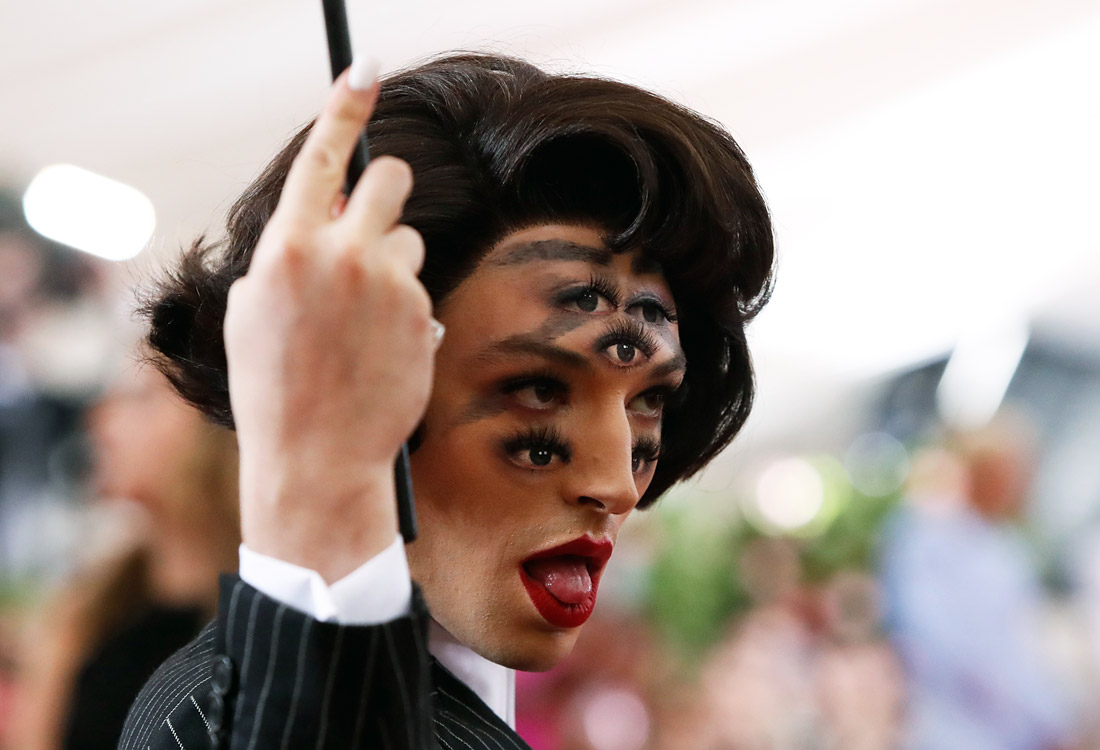 Эзра Миллер