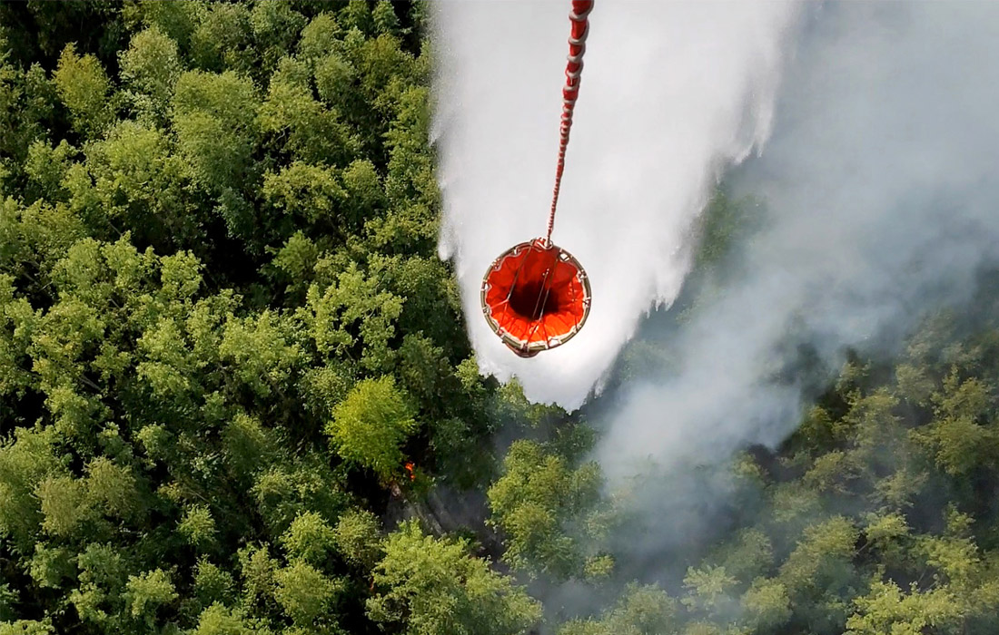 Площадь лесных пожаров в Сибири и на Дальнем Востоке сократилась на 25%. За неделю удалось ликвидировать возгорания на территории более 1 млн гектаров.