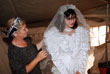 Подготовка к свадьбе в лагере беженцев в Ингушетии. 7 августа 2000 год