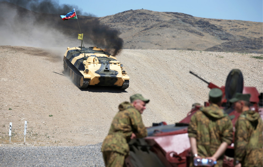 Состязания на полигоне 40-й военной базы "Отар" в Казахстане