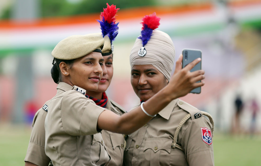 В индийском Амритсаре прошла генеральная репетиция парада в честь Дня независимости, который отмечают 15 августа. Индия перестала быть британской колонией 72 года назад.