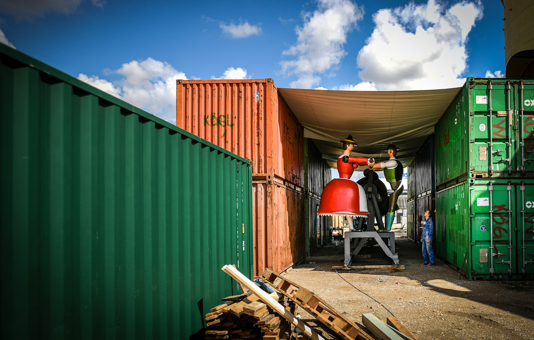 В Мюнхене идет подготовка к проведению "Октоберфеста" - крупнейшего в мире фестиваля пива
