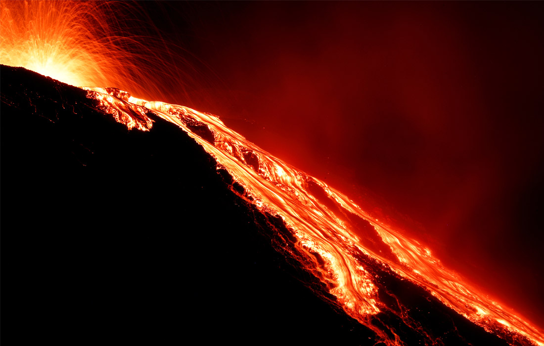 Новое извержение вулкана Стромболи произошло у юго-восточных берегов Сицилии