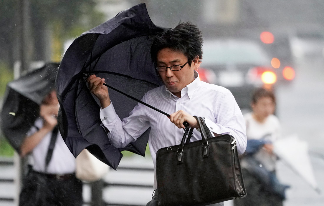 Тайфун "Факсай" обрушился на Японию