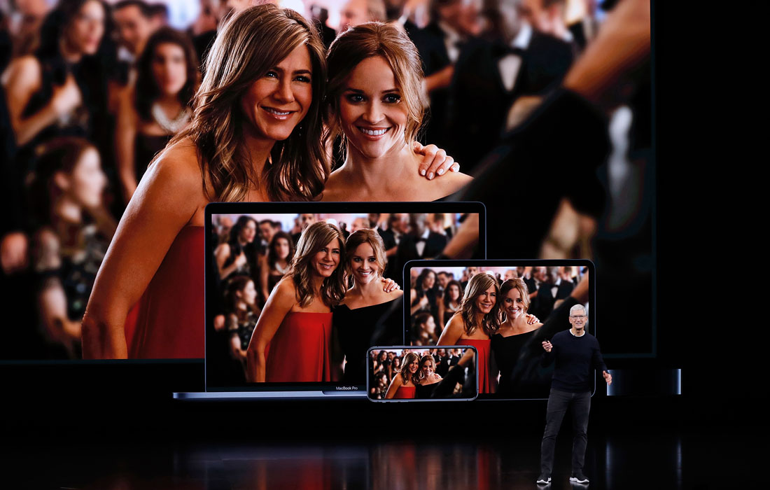 С 1 ноября в России станет доступен сервис Apple TV+ за 199 рублей/месяц. При покупке одного из новых гаджетов компания предоставит бесплатный доступ к Apple TV+ на год