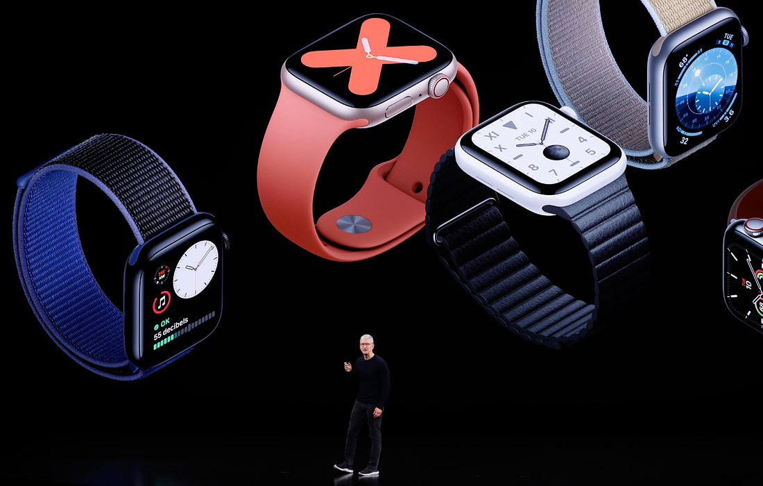 В новых часах Apple Watch Series 5 установлены операционная система watchOS 6 с дополнительными функциями и приложениями и всегда активный дисплей Retina. Компания заверяет, что часы могут работать 18 часов без подзарядки.